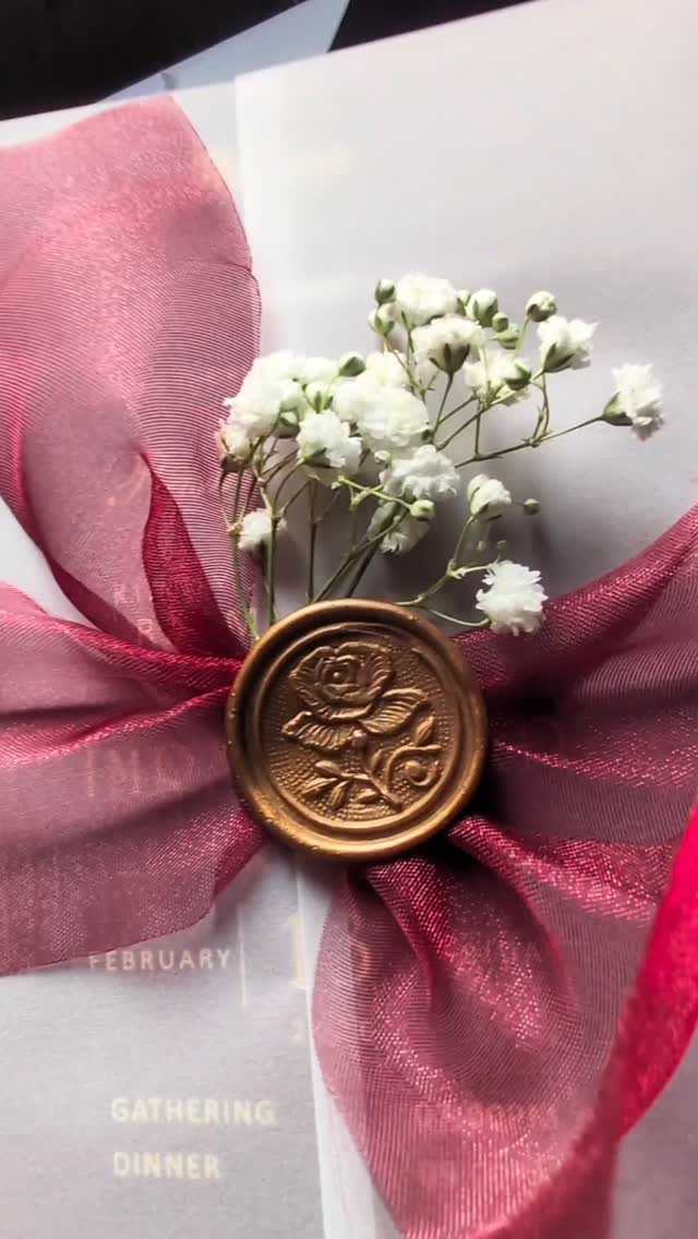 Your love story, beautifully introduced✨
📩 DM us for queries
📱 WhatsApp: +92 317 747 4736
🌐 baroqueinvites.com
Follow us for fresh trends this wedding season! @baroqueinvite